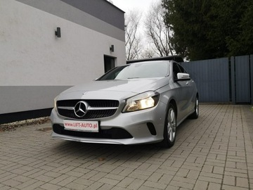 Mercedes Klasa A W176 Hatchback 5d Facelifting 180 122KM 2017 Mercedes A 180 1,6 16v 122KM Klimatronik Navigacja