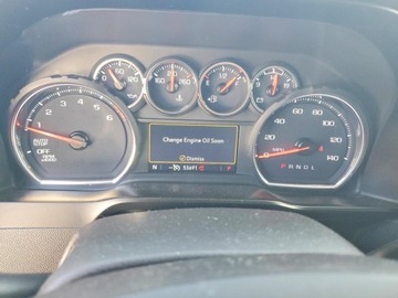 Chevrolet Silverado II 2021 Chevrolet Silverado C1500 Rst 2021 2.7 Benzyna 310KM, zdjęcie 9