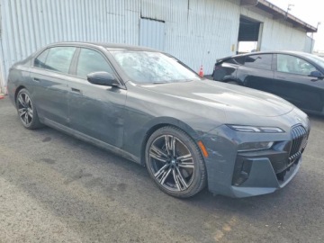 BMW Seria 7 G70 2023 BMW Seria 7 740i 2023 3.0 Benzyna 375KM, zdjęcie 4