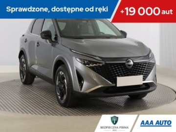 Nissan Qashqai III Crossover Facelifting 1.3 DIG-T MHEV 158KM 2025 Nissan Qashqai 1.3 DIG-T MHEV, 1. Właściciel