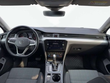 Volkswagen Passat B8 Variant Facelifting 2.0 TDI SCR 150KM 2020 Volkswagen Passat Buisness, FV23, Salon PL, Asystenci, Led, APP, Navi 2.0, zdjęcie 16