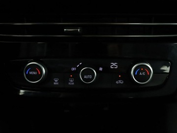 Opel Mokka II SUV 1.2 Turbo 136KM 2023 Opel Mokka FV23% Elegance 130KM kamera tempomat, zdjęcie 25