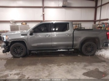  GMC Sierra 2021r., 1500 Elevation, od ubezpieczalni 2.7 Benzyna 310KM, zdjęcie 3