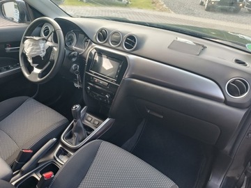 Suzuki Vitara III SUV Facelifting 1.0 BoosterJet 111KM 2019 Suzuki Vitara NAVI klimatronik kamera I wł 60 tyś km, zdjęcie 12