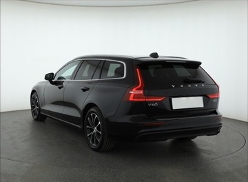 Volvo V60 II  Kombi 2.0 D3 150KM 2020 Volvo V60 D3 2.0, Salon Polska, 1. Właściciel, zdjęcie 3