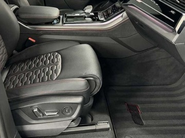 Audi Q8 2025 AUDI Q8 RSQ8 TFSI quattro Performance Suv 4.0 (640KM) 2025, zdjęcie 4