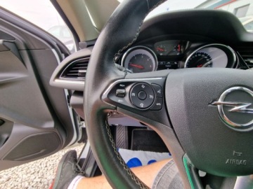 Opel Insignia II Sports Tourer 1.6 CDTI 136KM 2019 Opel Insignia 1.6 136Ps Navi Skora Alu Biala Sliczna Gwarancja 1.6, zdjęcie 16