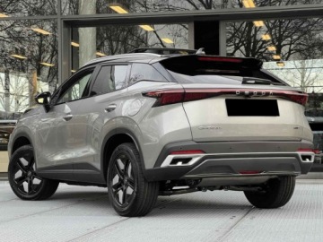 Omoda 5 1.5 T-GDI 224KM 2025 Od ręki - Omoda 5 1.5 T-GDI Hybrid Premium DHT 224KM, zdjęcie 3