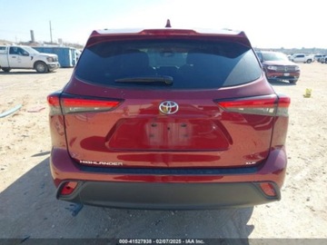 Toyota Highlander III 2023 Toyota Highlander XLE 2023 2.4l 2.4 Benzyna 265KM, zdjęcie 4