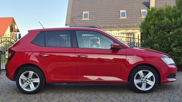 Skoda Fabia III Hatchback 1.0 MPI 75KM 2016 Skoda Fabia Benzyna, zdjęcie 21