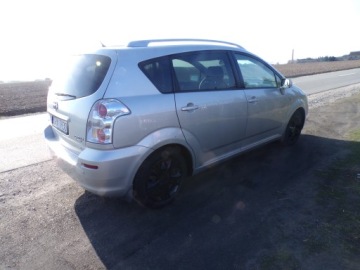 Toyota Corolla Verso E120 2.2 D-4D 136KM 2007 TOYOTA COROLLA VERSO 2.2 D4D 7-OSOBOWA ZAMIANA RATY, zdjęcie 3