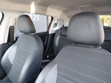 Peugeot 2008 I SUV Facelifting 1.2 PureTech 110KM 2019 Peugeot 2008 Automat Klimatronik Komputer Tempomat 1.2 Benzyna 110KM, zdjęcie 12