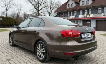 Volkswagen Jetta VI Sedan 1.4 TSI 122KM 2012 Volkswagen Jetta Volkswagen Jetta 1.4 TSI Highline Perfectline DSG 1.4, zdjęcie 6