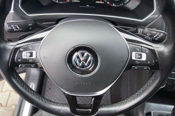 Volkswagen Tiguan II SUV 2.0 TDI 190KM 2016 Volkswagen Tiguan 2.0 TDI CR 190 KM, 4x4, Virtual, LED, Panorama, GWARANCJA, zdjęcie 18