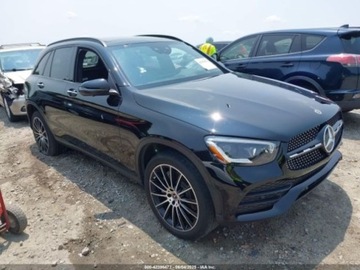 Mercedes GLC C254/X254 2022 Mercedes-Benz GLC 2022 MERCEDES-BENZ GLC 300 SUV 2.0 Benzyna 255KM, zdjęcie 1