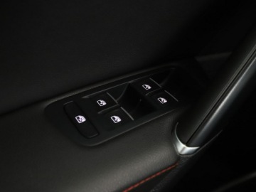 Volkswagen Golf VII GTI 3d Facelifting 2.0 TSI 245KM 2019 Volkswagen Golf full LED skóra el. sterowane, zdjęcie 37