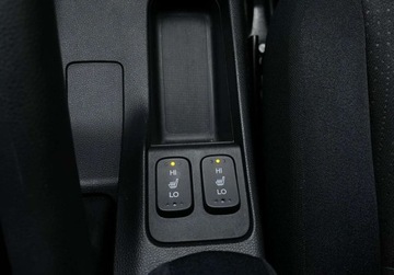 Honda Jazz IV Mikrovan 1.3 i-VTEC 102KM 2017 Honda Jazz 1.3i VTEC manual gwarancja Navi kamera CZUJNIKI asystent pasa, zdjęcie 30