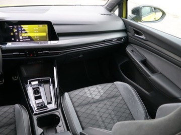 Volkswagen Golf VIII Variant 1.5 eTSI 150KM 2023 VW Golf 1.5 eTSI, Salon Polska, 1. Właściciel, zdjęcie 7