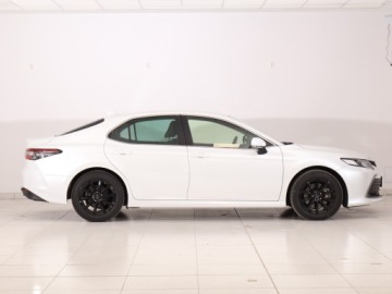 Toyota Camry IX Sedan 2.5 Hybrid Dynamic Force 218KM 2021 Toyota Camry 2.5 Hybrid, Salon Polska, Serwis ASO, zdjęcie 5