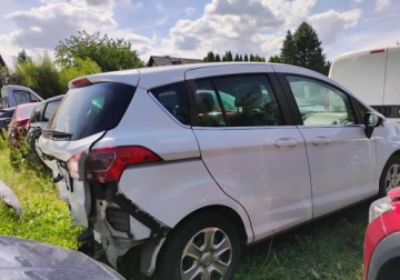 Ford B-MAX 1.5 TDCi 95KM 2016 Ford B-MAX 112016r 1.5TDCI. Panorama. Uszkodzony tyl. Jezdzi. 1.5 Diesel, zdjęcie 3