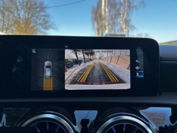 Mercedes Klasa A W177/V177 Hatchback 1.3 200 163KM 2021 Mercedes-Benz Klasa A 200 4-Matic AMG Line 8G-DCT 1.3 Benzyna 163KM 2021r, zdjęcie 28