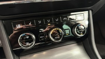 Skoda Superb III Kombi Facelifting 1.5 TSI 150KM 2020 Škoda Superb Skoda Superb 110 kW benzyna automat, zdjęcie 20