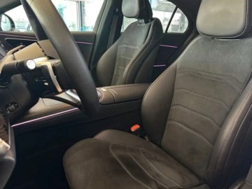 Mercedes Klasa E W214 Sedan 2.0 220d 197KM 2025 E Klasa 220 d 4-Matic AMG 2.0 (197KM) 2025, zdjęcie 4