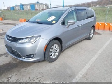 Chrysler Pacifica II 2017 Chrysler Pacifica 2017 CHRYSLER PACIFICA TOURING-L 3.6 Benzyna 287KM, zdjęcie 1