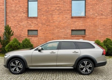 Volvo V90 II 2021 Volvo V90 Cross Country D5 SCR AWD Pro, zdjęcie 4