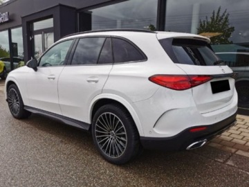 Mercedes GLC C254/X254 SUV 2.0 200d 163KM 2026 MERCEDES-BENZ GLC 200 d 4-Matic AMG Line 2.0 (163KM) 2026, zdjęcie 3