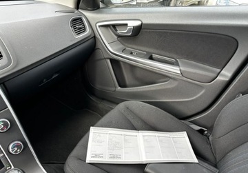 Volvo V60 I Kombi 1.6 DRIVe 115KM 2011 Volvo V60 1.6 diesel 114KM ks. serwis. Gwarancja Zamiana Zarejestrowany 1.6, zdjęcie 15