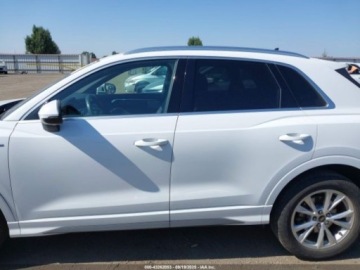Audi Q3 II 2024 Audi Q3 2024r., 4x4, 2.0L 2.0 Benzyna 228KM, zdjęcie 5