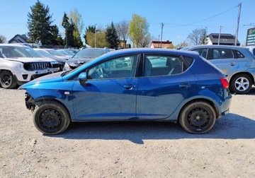 Seat Ibiza IV 2016 Seat Ibiza 2016r, 1.4 TDI. Uszkodzony przod. Jezdzi. 1.4 Diesel 80KM, zdjęcie 18