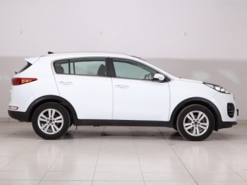 Kia Sportage III SUV Facelifting 1.7 CRDi 115KM 2016 Kia Sportage 1.7 CRDi, Navi, Klima, Klimatronic, zdjęcie 5