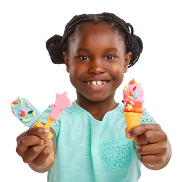 ГРУЗОВИК ДЛЯ МОРОЖЕНОГО PLAY-DOH СВИНКА ПЕППА F3597