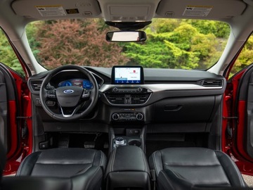 Ford Escape III 2022 Ford escpe (kuga) 4x4 AWD 2.0 bezyna, zdjęcie 20