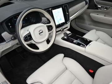 Volvo V90 II 2025 VOLVO V90 T6 AWD Plug-In Hybrid Plus Bright Combi (398 KM) 2025, zdjęcie 5