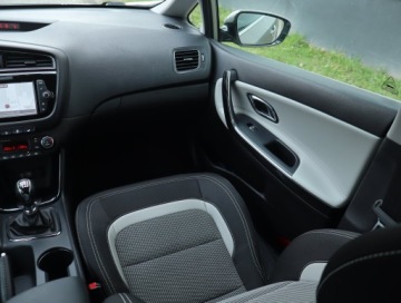 Kia Ceed II Hatchback 5d Facelifting 1.6 GDI 135KM 2017 Kia Ceed 1.6 GDI, Salon Polska, Serwis ASO, Navi, zdjęcie 7