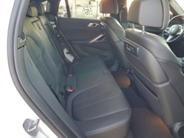 BMW X6 G06 2022 BMW X6 xDrive40i 2022 3.0 Benzyna 335KM, zdjęcie 11