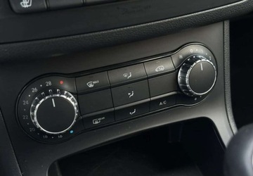 Mercedes Klasa B W246 Sports Tourer 180 BlueEFFICIENCY 122KM 2012 Mercedes-Benz Klasa B Mercedes-Benz Klasa B 180 UrbanStyle Edition 1.6, zdjęcie 16