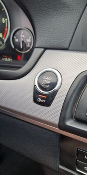 BMW Seria 5 F10-F11 Touring Facelifting 530d 258KM 2015 BMW Seria 5 3.0XD LIFT 4x4 M-Pakiet Panorama Dociagi Hak 3.0 Diesel 258KM, zdjęcie 25