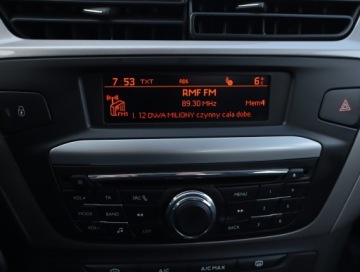 Citroen C-Elysee II Sedan 1.6 VTi 115KM 2015 Citroen C-Elysee 1.6 VTi, Salon Polska, zdjęcie 11