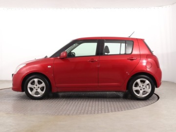 Suzuki Swift IV Hatchback 5d 1.3 92KM 2006 Suzuki Swift 1.3, Klima, Podgrzewane siedzienia, zdjęcie 2