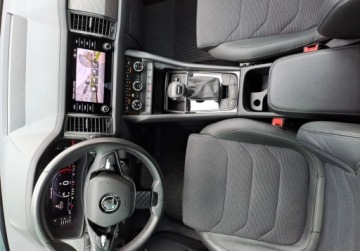 Skoda Kodiaq I SUV Facelifting 1.5 TSI 150KM 2023 Skoda Kodiaq STYLE 1.5 TSI 150KM DSG Kamera Navi 3 Strefy klimatyzacji Sal, zdjęcie 11