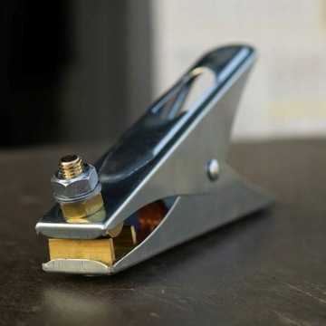 СВАРОЧНЫЙ ЗАЖИМ ДЛЯ ЗАЗЕМЛЕНИЯ 300А РУЧКА РУКОЯТКА ЗАЗЕМЛЕНИЕ СВАРОЧНОЙ МАШИНЫ