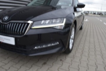 Skoda Superb III Liftback Facelifting 2.0 TDI SCR 200KM 2023 Skoda Superb SalonPL 2.0TDI 200KM DSG Ambition Czujniki Kamera Kessyfull V, zdjęcie 34