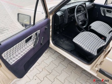 Volkswagen Golf II 1986 Volkswagen Golf VW Golf 2 po remoncie 1986r 1.6 Diesel 24KM, zdjęcie 2