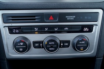 Volkswagen Golf Sportsvan Sportsvan 1.6 TDI BlueMotion 110KM 2015 Volkswagen Golf Sportsvan COMFORTLINE 2 kpl kół, zdjęcie 34