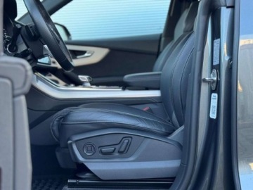 Audi Q8 SUV 3.0 55 TFSI 340KM 2022 Audi Q8 340 KM,S line,Head Up,Os skretna,Hak,Pneumatyka,BO 3.0 Benzyna, zdjęcie 34