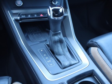 Audi Q3 II SUV 1.5 35 TFSI 150KM 2018 Audi Q3 35 TFSI, Salon Polska, Serwis ASO, zdjęcie 12